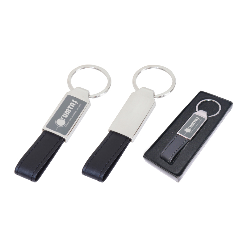 Tek Taraflı Metal Suni̇ Deri̇ Anahtarlık